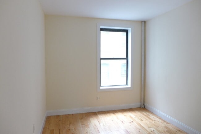 Building Photo - 101 Audubon Ave