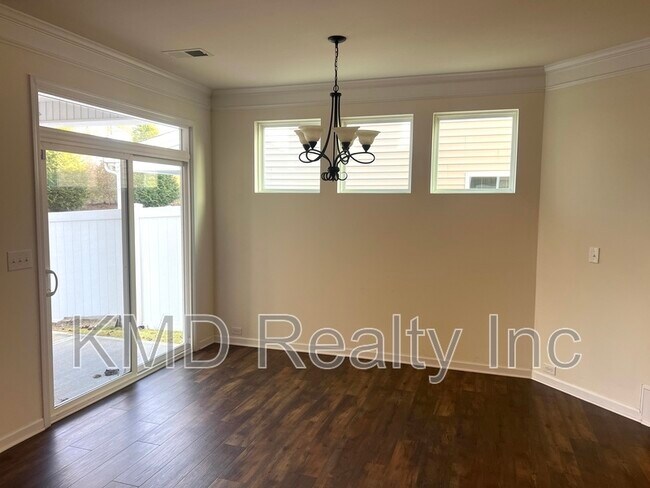 Building Photo - 13259 Savannah Point Dr