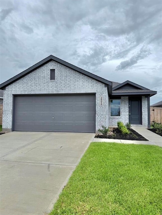 Building Photo - 28818 Texas Sparrow Ln