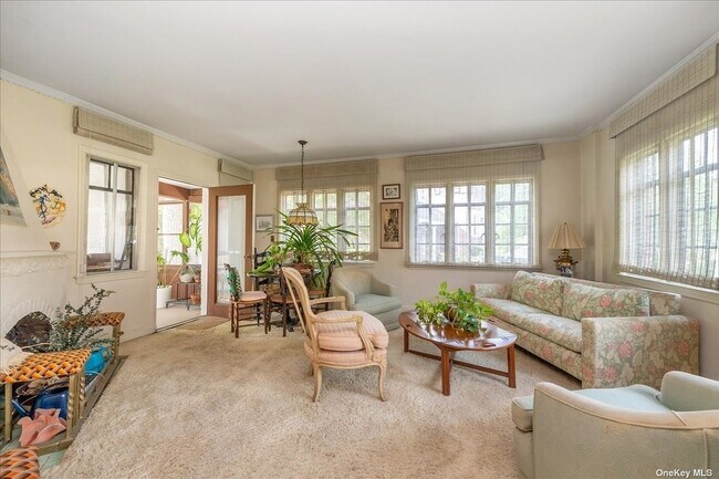 Foto del edificio - 106 Ash Dr