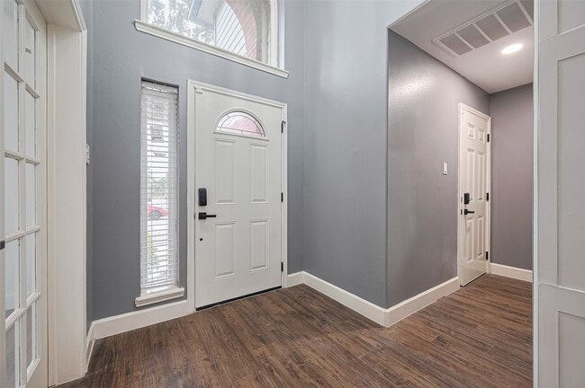 Building Photo - 3527 Bramble Fern Pl
