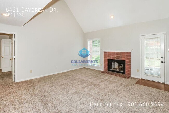 Foto del edificio - 6421 Daybreak Dr