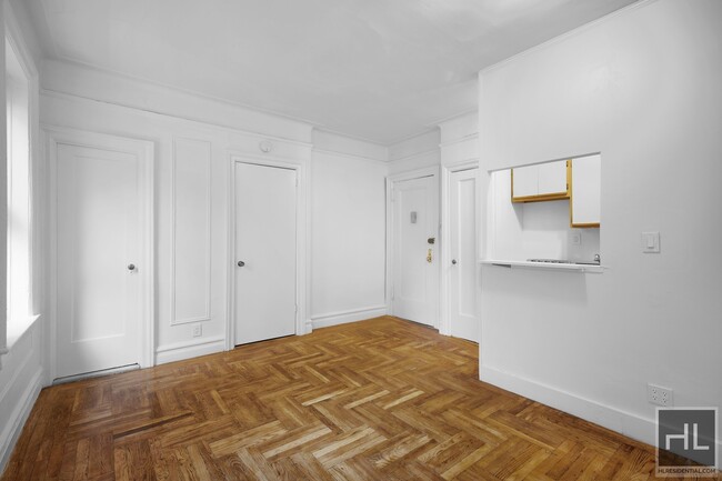 Building Photo - WAVERLY PLACE Alcove Studio ONLY $2995