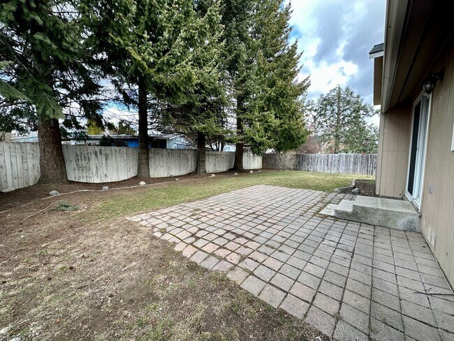 Foto del edificio - SINGLE FAMILY HOME ON SHAWNA AVE (P#189)