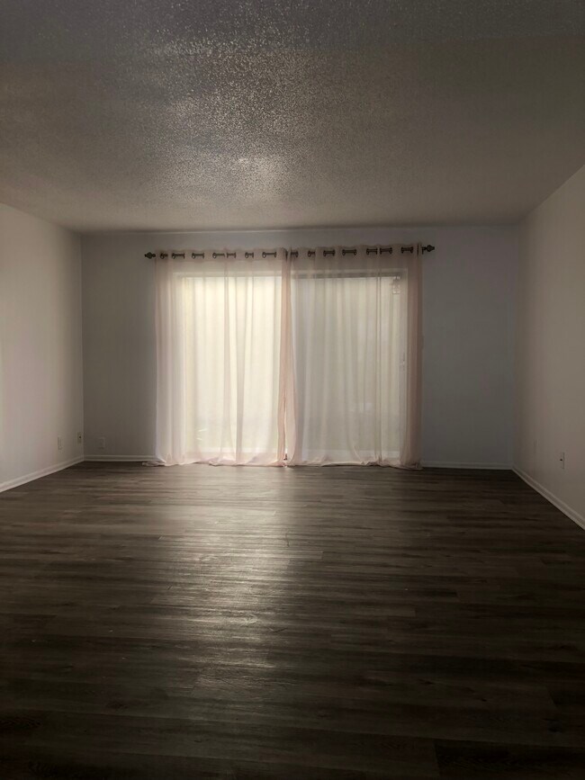 Building Photo - 7613 La Mesita Ct