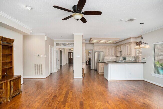 Foto del edificio - 14922 Tallow Forest Ct