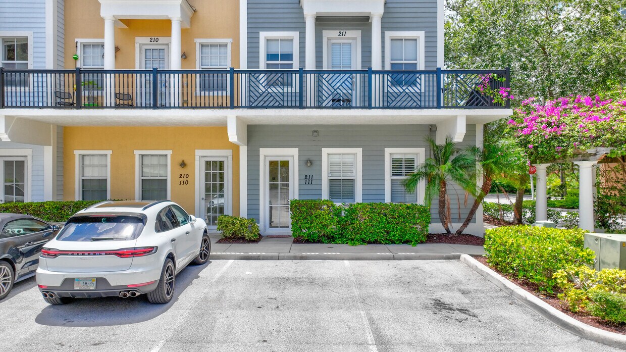 221 Greenwich Cir Unit 211, Jupiter, FL 33458 Condo for Rent in