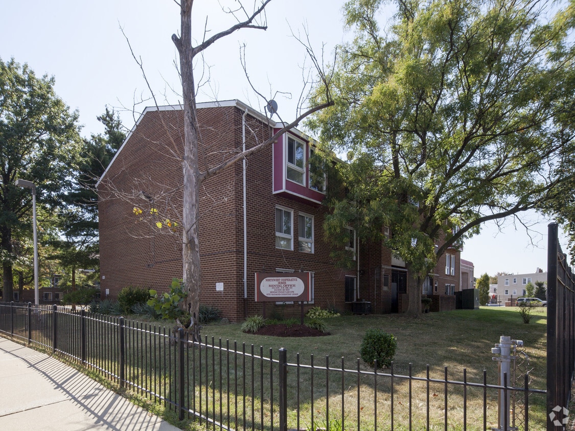 Northwest Coop No 15 Apartments in Washington, DC
