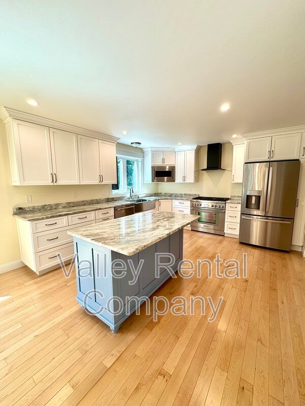 Foto del edificio - 118 Linden Ridge Rd