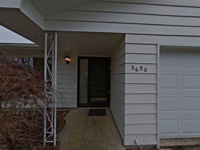 Foto del edificio - 3 Bedroom Family Home in the Harlow Street Bridge Area