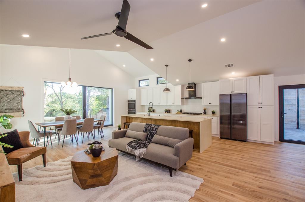 Foto principal - 5203 Meadow Creek Dr