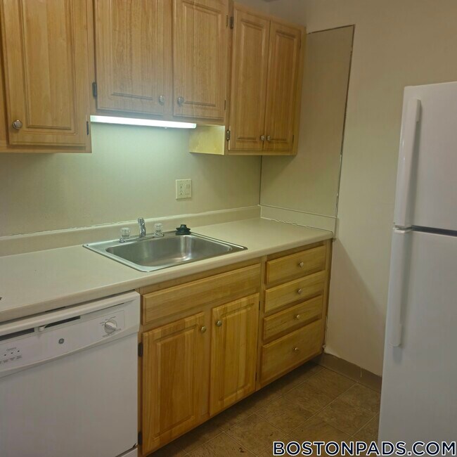 Foto del edificio - 122 Dustin St