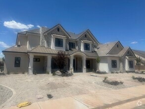 Building Photo - 2752 S 240 W