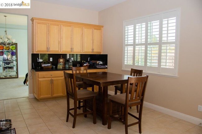 Foto del edificio - 1021 Pacific Grove Ct