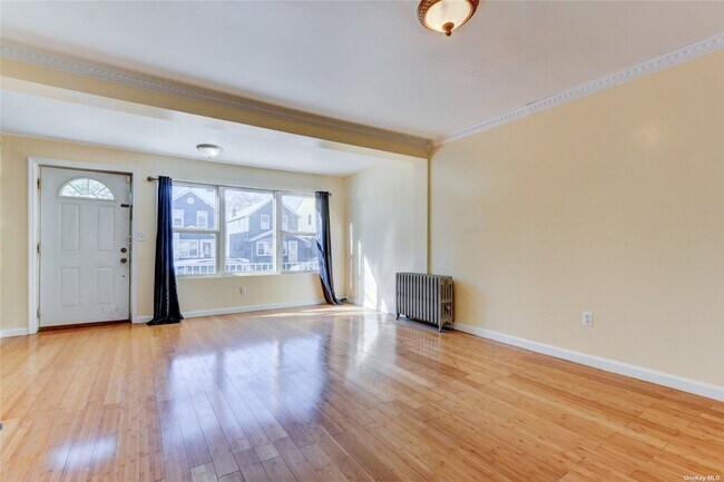 Building Photo - 92-19 220th St