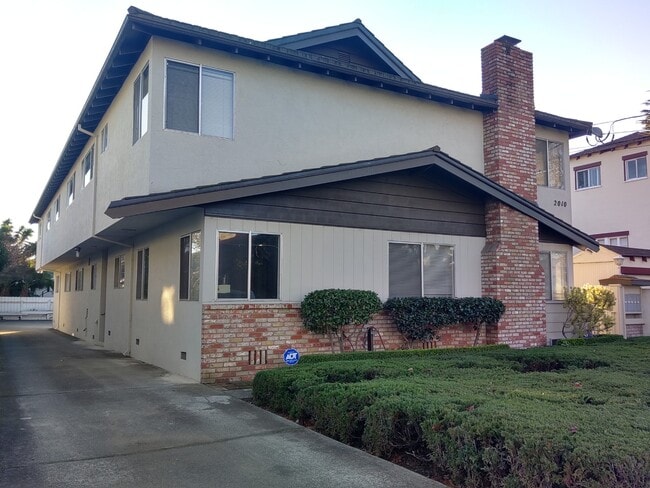Building Photo - 2010 San Jose Ave