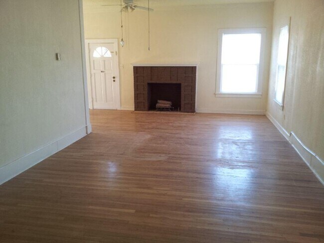 Foto del edificio - 3205 Willing Ave