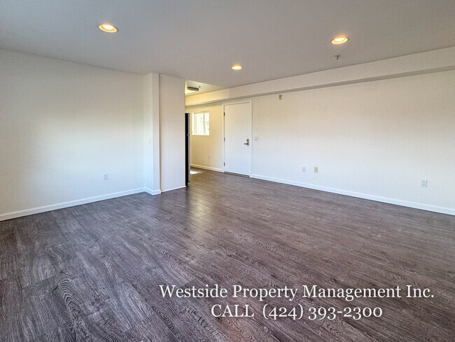Foto del edificio - 4980 S Centinela Ave
