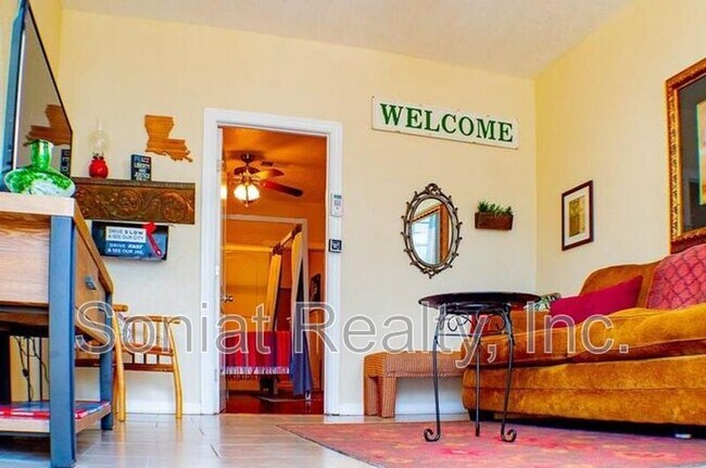 Foto del edificio - 1403 Port St