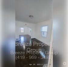 Building Photo - 56 E Pearl St