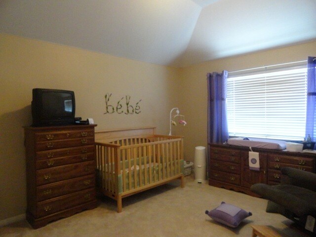 Secondary bedroom. - 10628 Galsworthy Ln