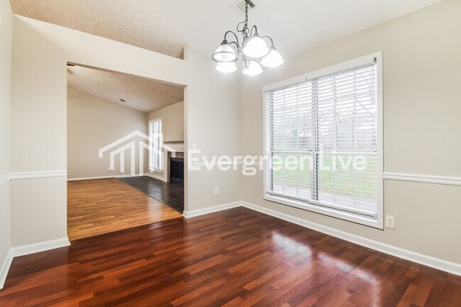 Foto del edificio - 4547 Aladdin Ct