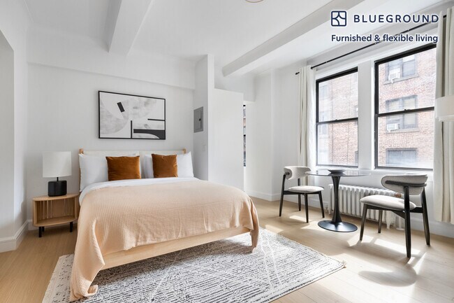 Building Photo - 244 W 72nd St