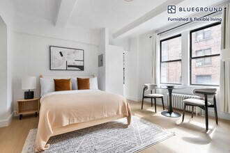 Building Photo - 244 W 72nd St