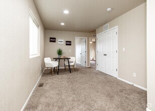 Building Photo - 1441 Kempton Alley