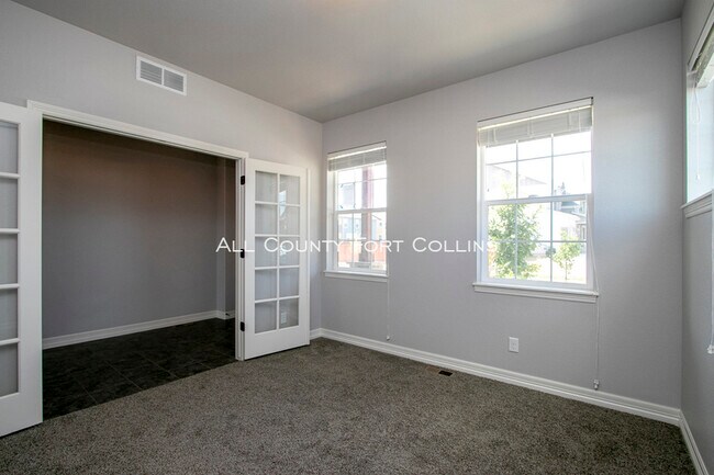 Building Photo - Storybrook Beautiful Home Backing Open Space