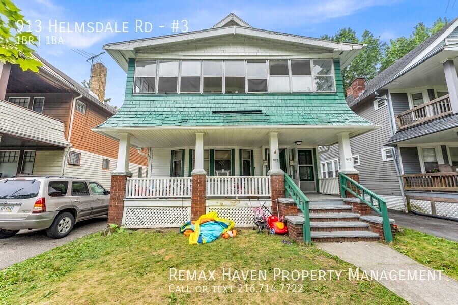 Primary Photo - 913 Helmsdale Rd