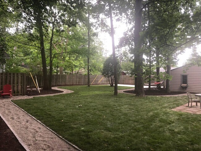 Foto del edificio - 1433 Catalina Dr