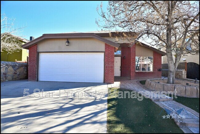 Building Photo - 3020 Tierra Mina Dr