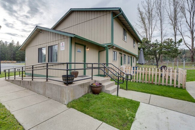 Foto del edificio - 1600 W 7th St