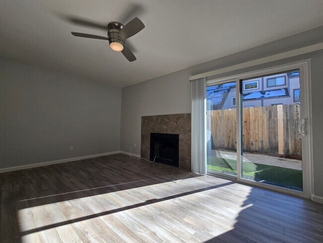 Building Photo - Wonderful Mountain Meadows "end unit"