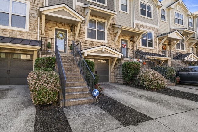 Woodbury Falls Luxury Townhome - Woodbury Falls Luxury Townhome