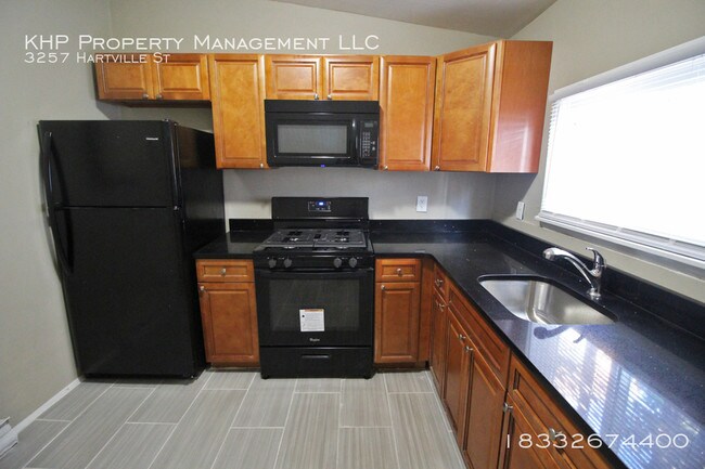 Building Photo - Wonderful 2 Bed Home in Kensington
