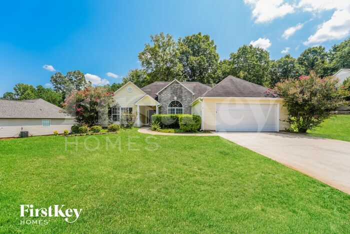 Primary Photo - 65 Dearing Woods Ln