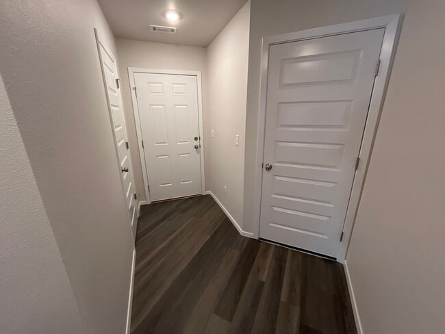 Building Photo - *Pre-leasing* Four Bedroom | Two Bath Home...