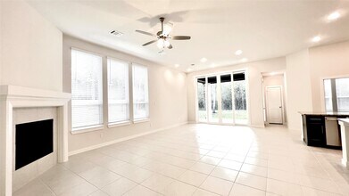 Building Photo - 212 Milas Cv