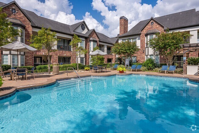 Building Photo - HT Memorial MLT LLC