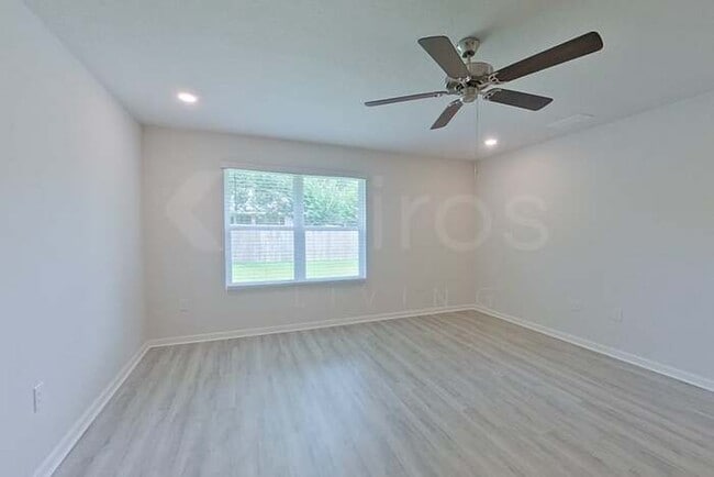 Building Photo - 4686 Malay Cir