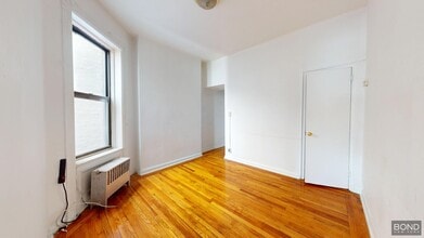 Building Photo - 166 W 83rd St