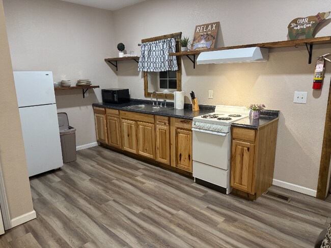 Foto del edificio - 214 Main St