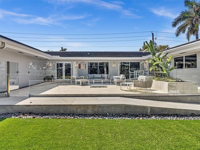 Foto del edificio - 840 S Southlake Dr
