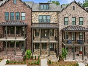 Building Photo - 355 Chiswick Cir