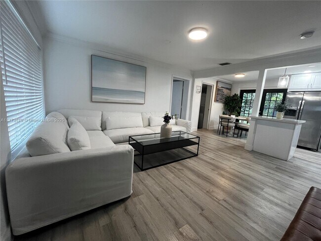 Foto del edificio - 5709 Douglas St