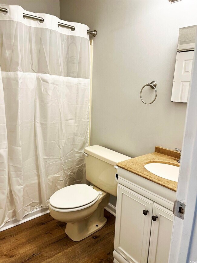 Foto del edificio - 3700 Golf Colony Ln