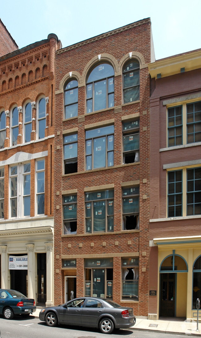Building Photo - 214 3rd Ave N