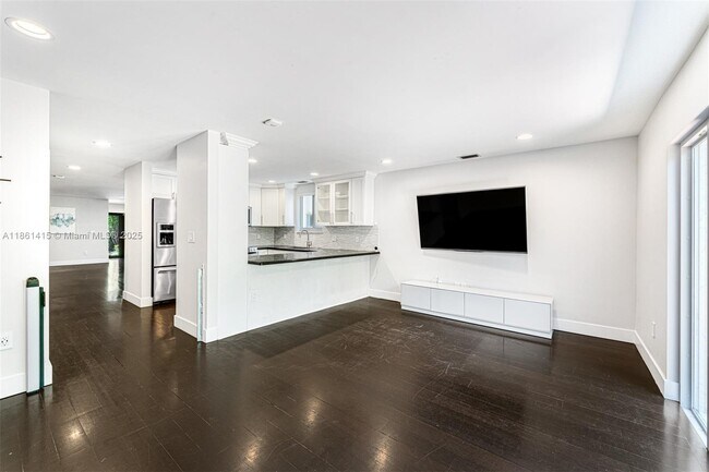 Building Photo - 3053 Orange St